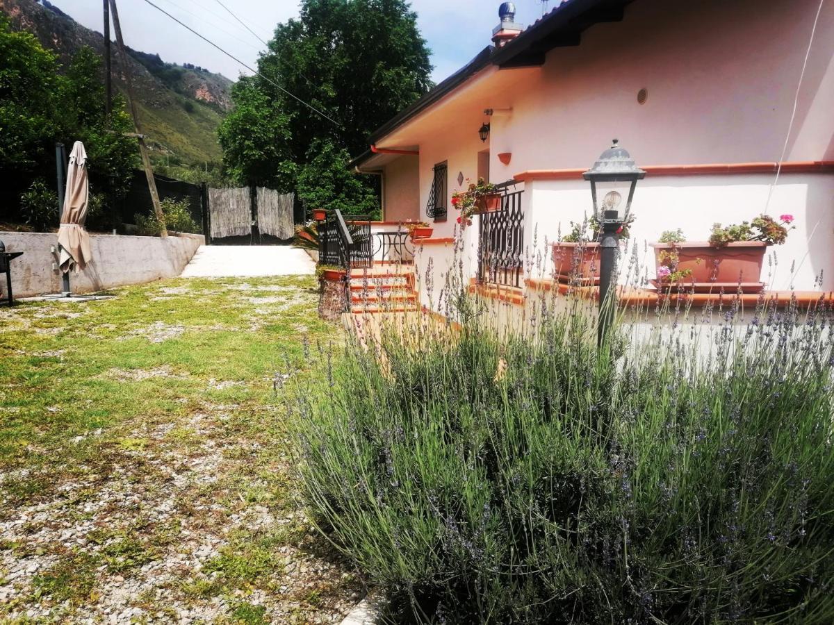 L'Opuntia sul lago Caccamo Exterior foto
