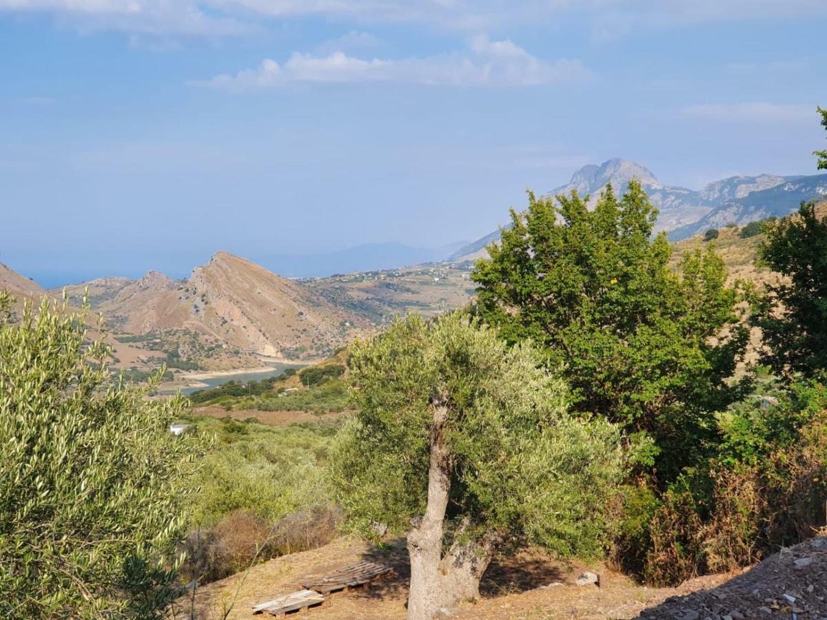 L'Opuntia sul lago Caccamo Exterior foto